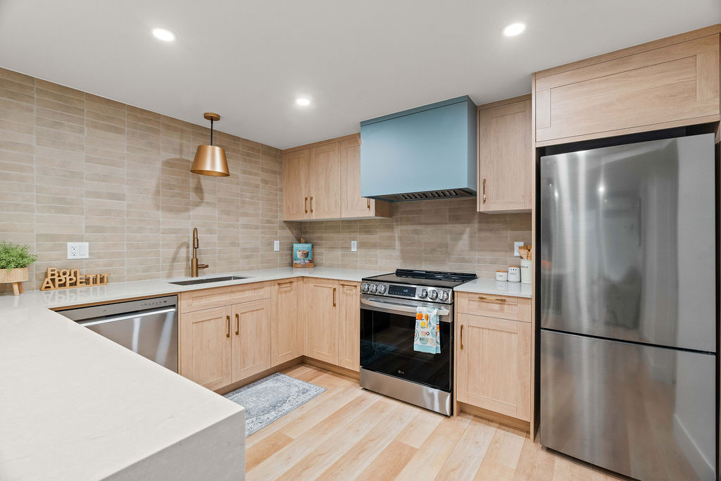 NEW Byron-Springbank: 1 Bedroom Apartment Lower Unit D - Image 3