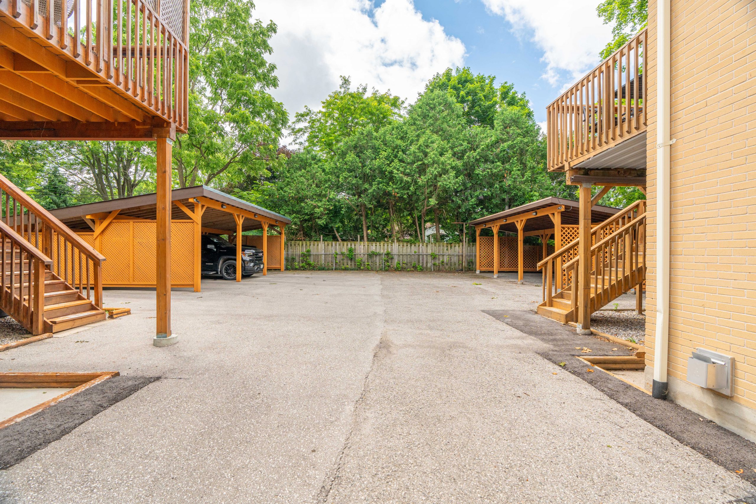 NEW Byron-Springbank: 1 Bedroom Apartment Lower Unit C - Image 23